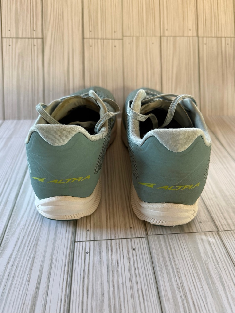 Altra Shoes Women’s Sz 7.5 Torin 4.5 Foot shape Knit Green Running Sneakers Walk - Picture 5 of 12